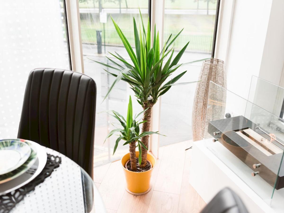 Pass The Keys Stylish 2Bed Rental Unit Glasgow Green Dış mekan fotoğraf